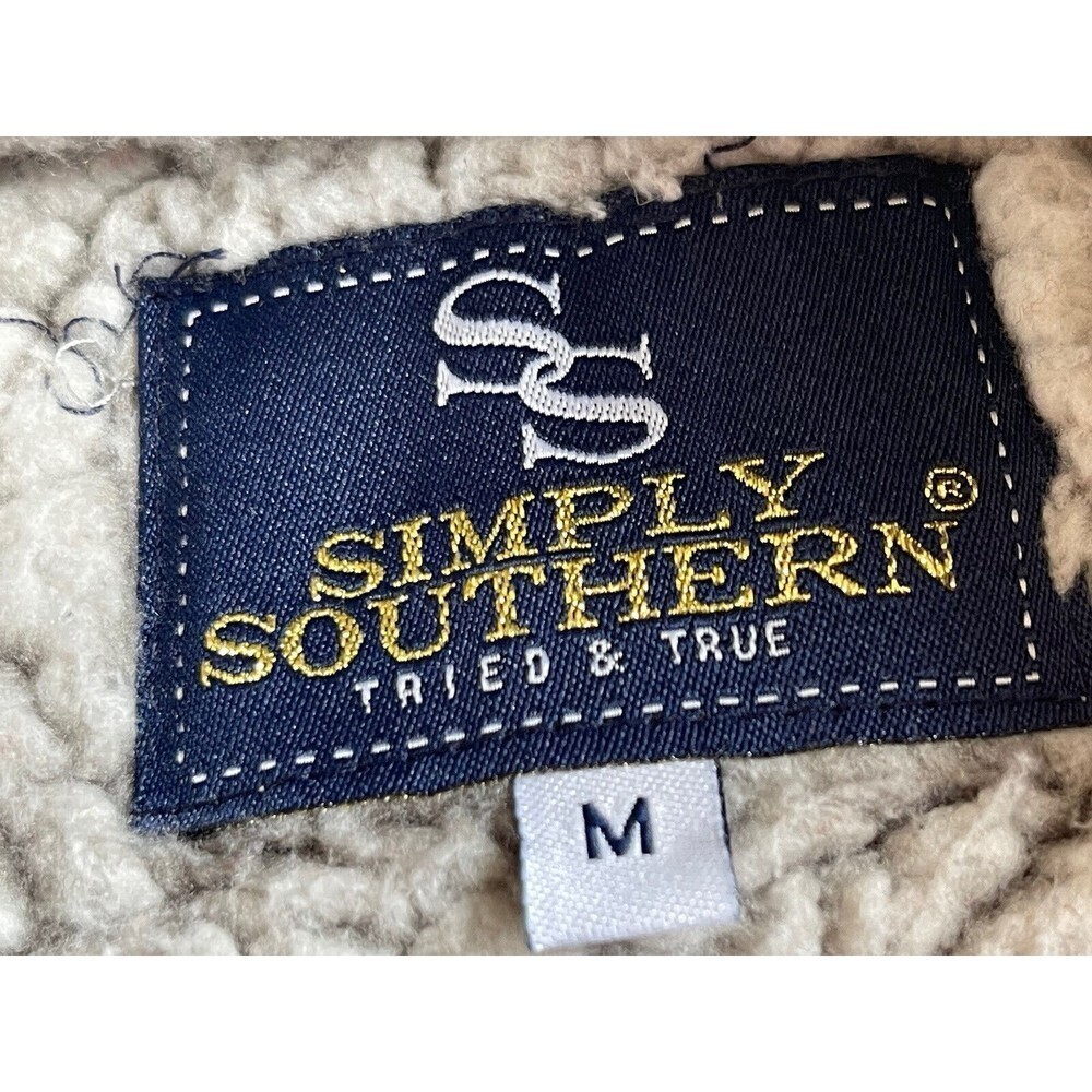 Simply Southern Size Medium Gray Turtle Sherpa Pullover - Picture 9 of 10